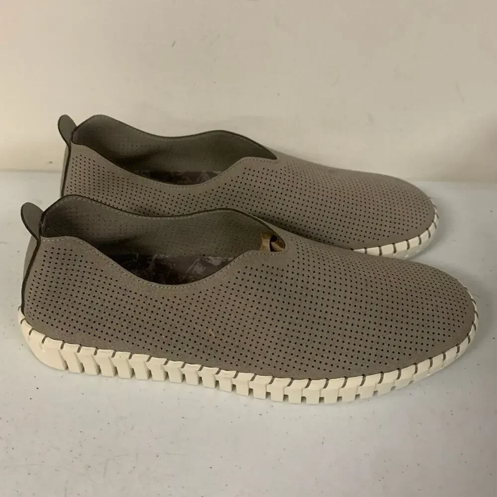 Skechers Women’s Size 7.5 Espadrilles Casual Slip On Sneakers, Taupe